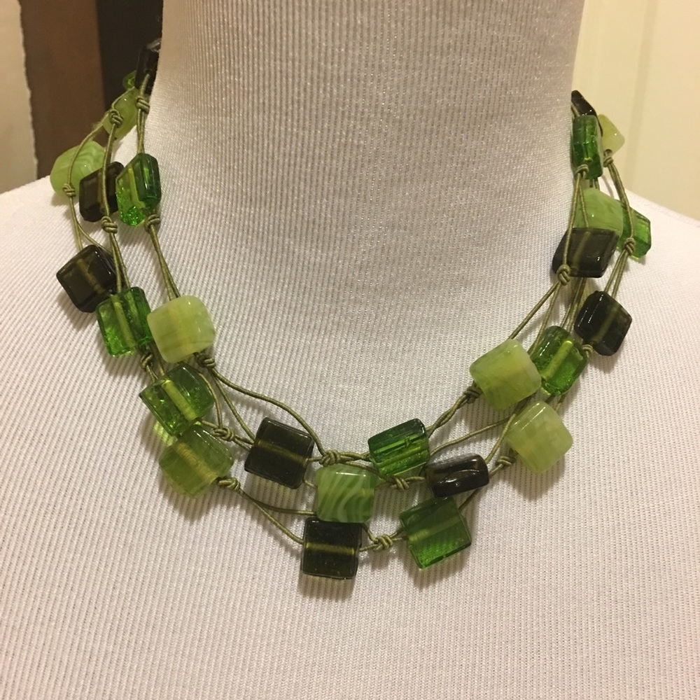 Gorgeous Glass Bead Necklace